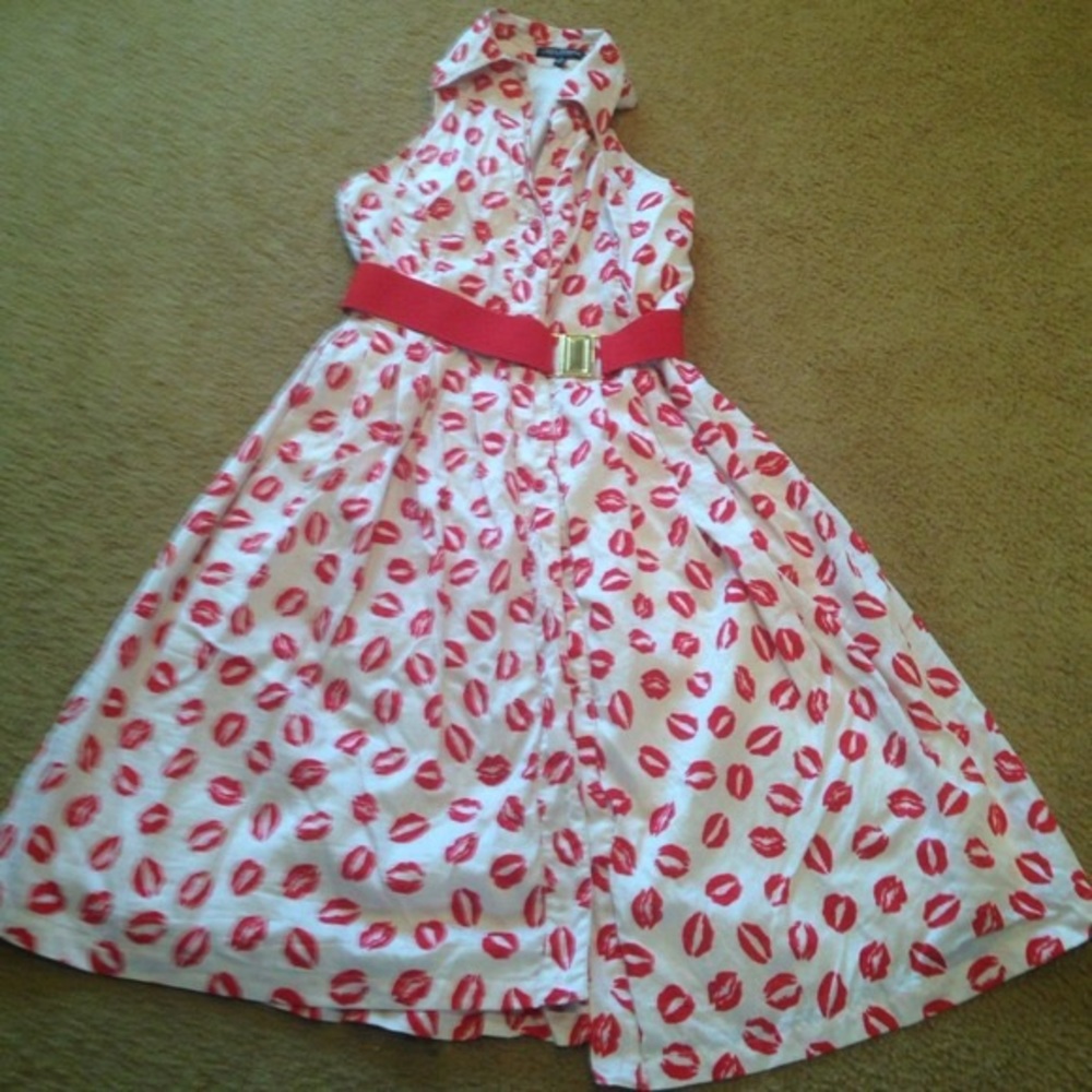 Size 8 Linea Domani LIPSTICK DRESS❤️❤️❤️